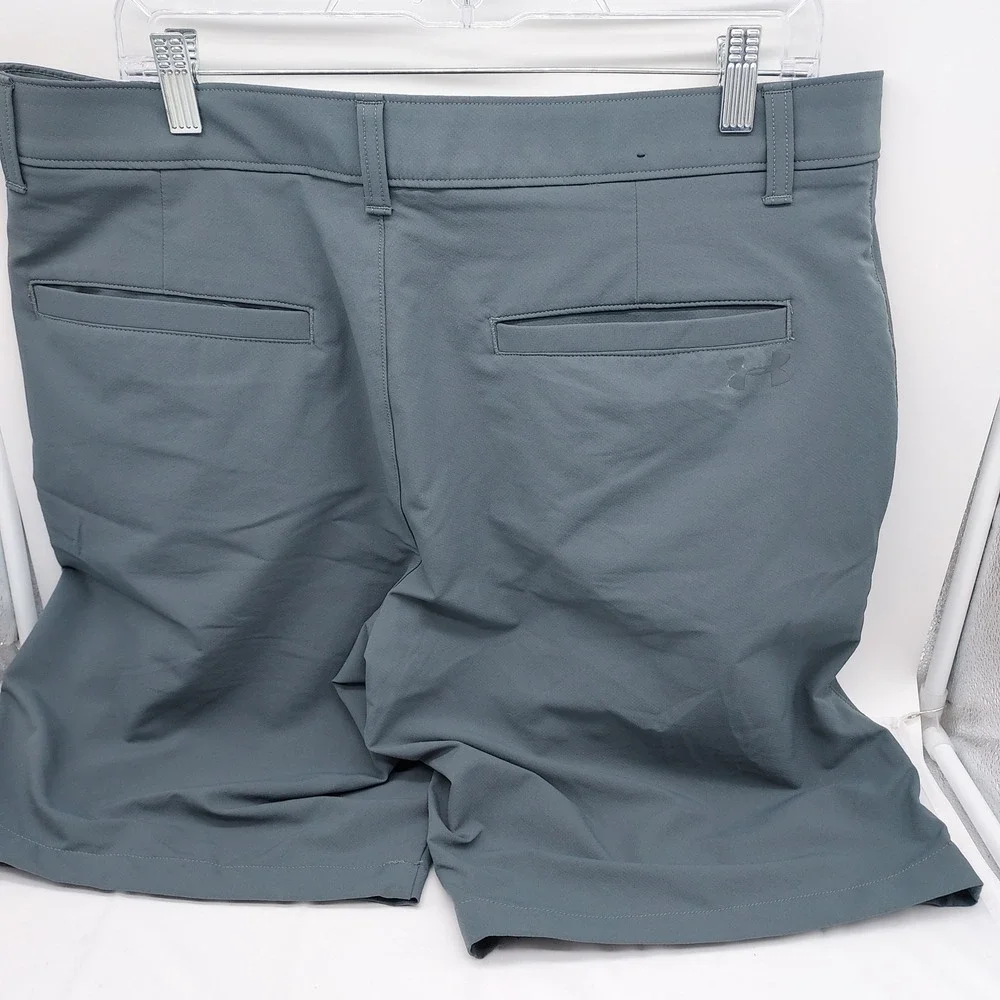 Under‎ Armour Mens Performance Golf Shorts Gray Size 36 RN 96510 Polyester